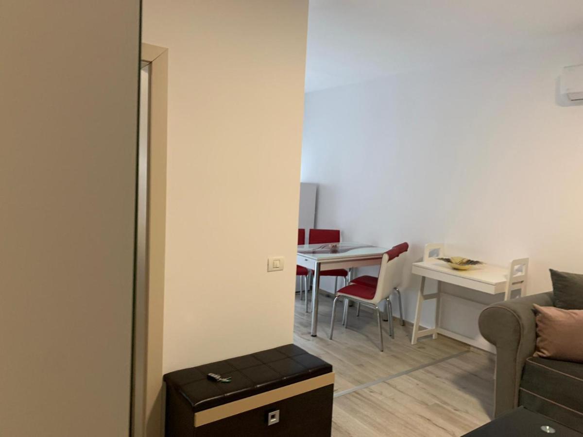 Apartament Cu 2 Camere 拉迪亚 外观 照片